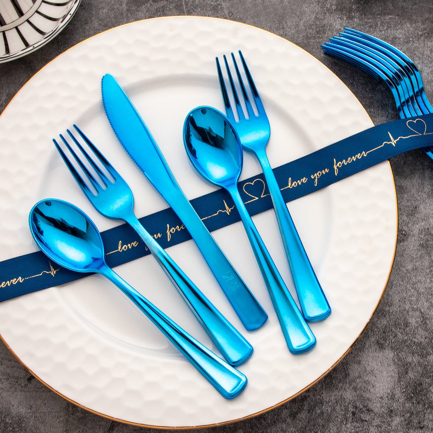 240pcs Blue Plastic Silverware,Party Plastic Utensils,Plastic Silverware Heavy Duty,Include 80 Forks,80 Knvies,80 Spoons,Premium Disposable Plastic Silverware for Birthday,Party