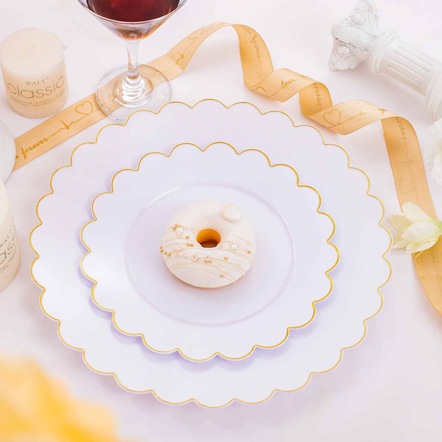 100PCS Gold Plastic Plates -White and Gold Disposable Plates for Party/Wedding -Include 50PCS 10.25inch Gold Dinner Plates,50PCS 7.5inch Gold Dessert/Salad Plates,Thanksgiving Plastic Plates