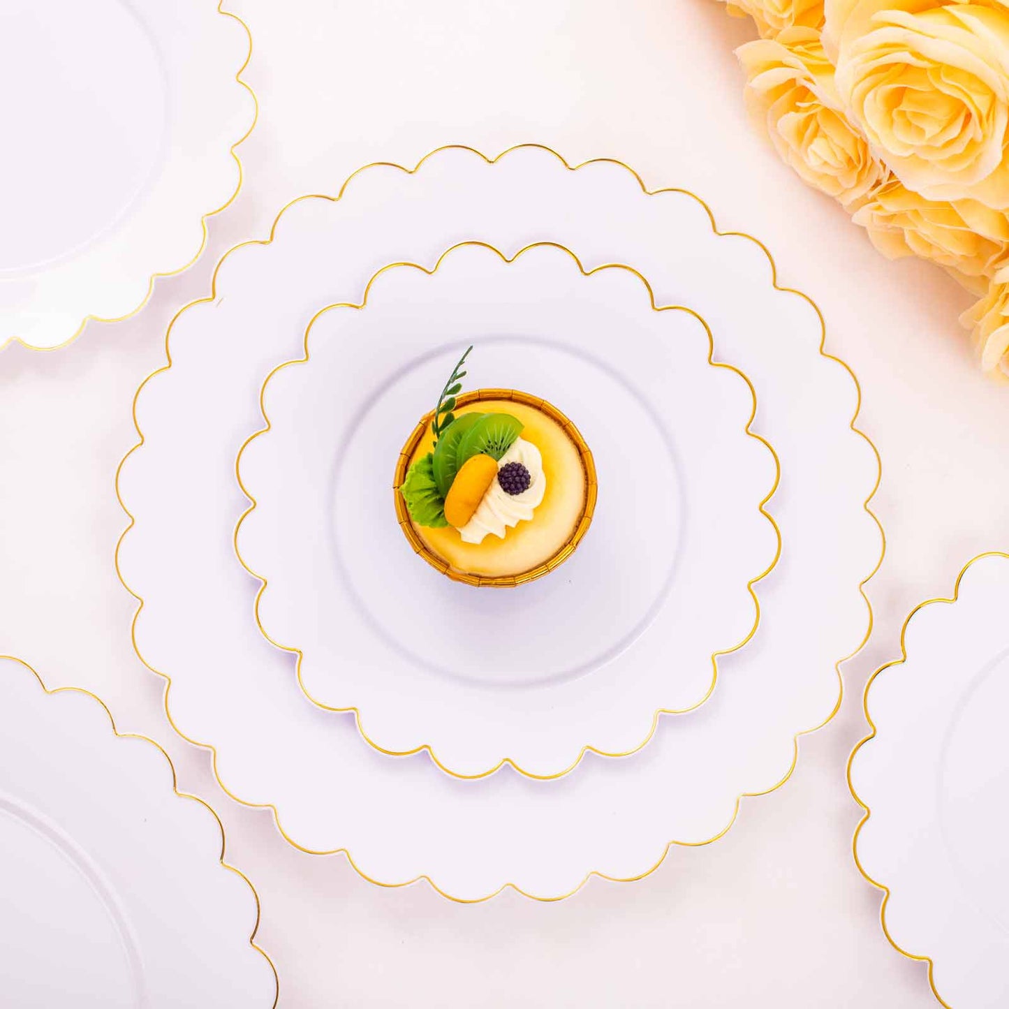 100PCS Gold Plastic Plates -White and Gold Disposable Plates for Party/Wedding -Include 50PCS 10.25inch Gold Dinner Plates,50PCS 7.5inch Gold Dessert/Salad Plates,Thanksgiving Plastic Plates