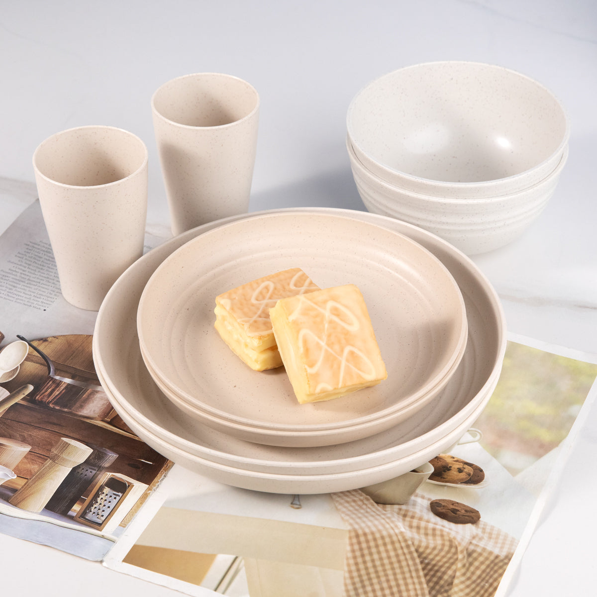 Wheat Straw Dinnerware, Microwave Dishwasher Safe, Unbreakable Light Weight Plates Service For 8, Reusable Tableware Set, Multicolor Set 16pcs Plates, 8pcs Bowls, 8pcs Cups