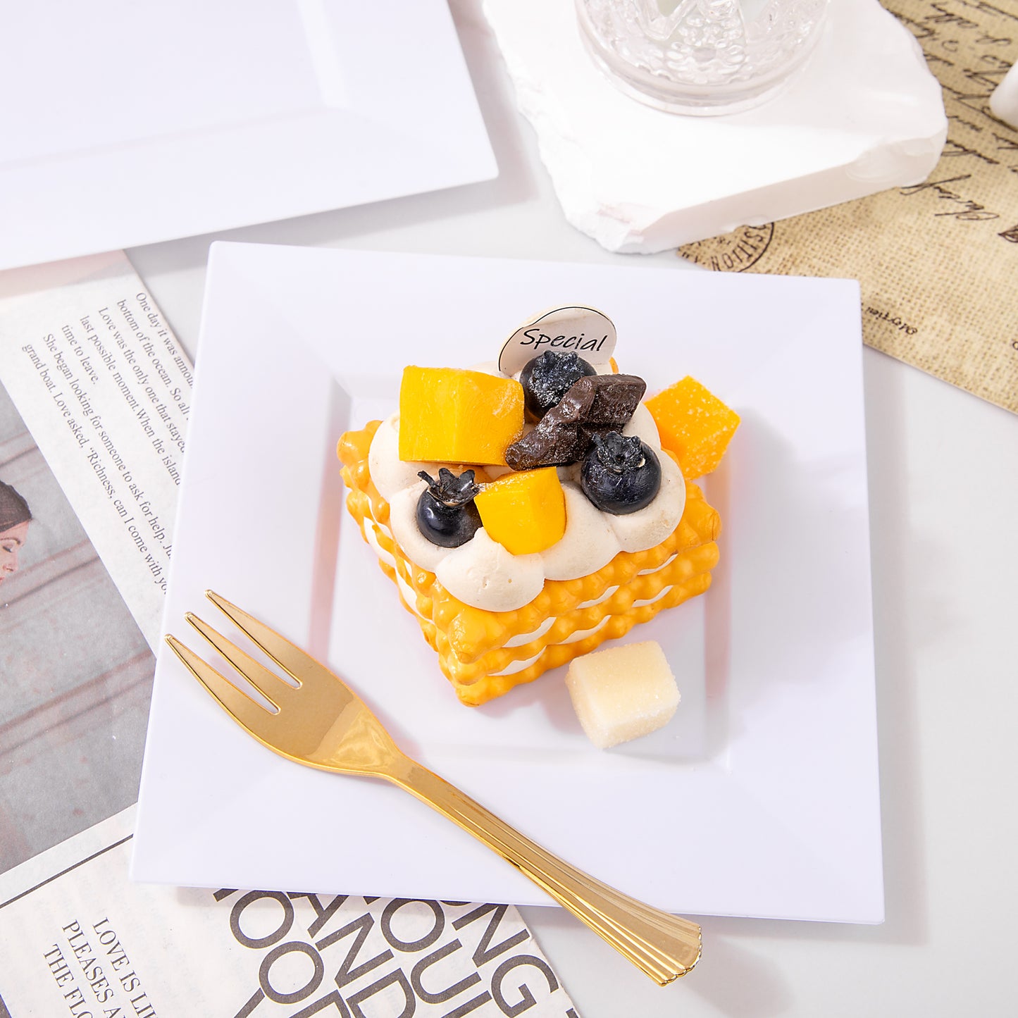 White Dessert Plates 6" with Gold Plastic Forks 5.7",White Plastic Square Plates for 100 Guests,Fancy Gold Plates, Including 100 6" Plastic Plates and 100 5.7" Plastic Forks