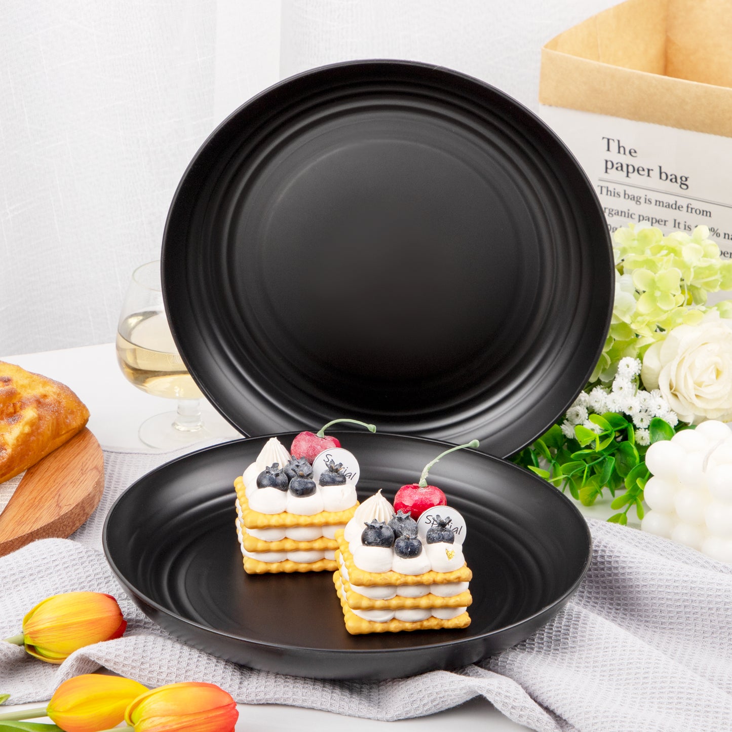 16pcs Black Wheat Straw Plates,10 inch Unbreakable Dinner Plates,Reusable Plastic Plates,Dishwasher & Microwave Safe,Lightweight Dinnerware Plates Set for Kitchen,Camping