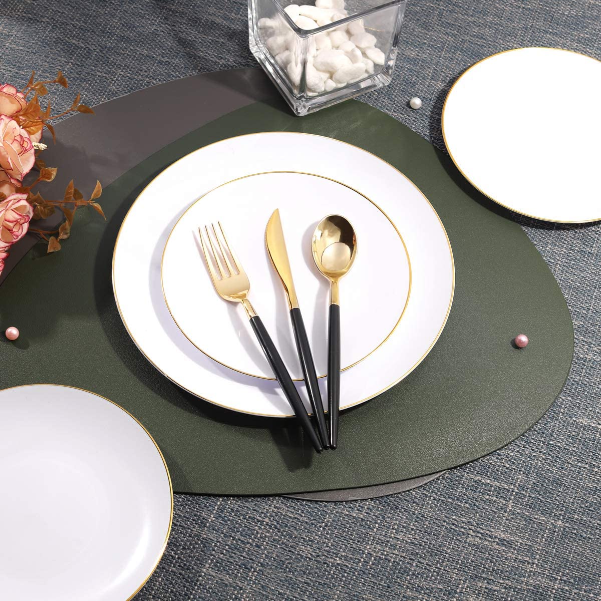 102pcs Gold Plastic Siverware,Gold Plastic Cutlery with Black Handle,Gold Plastic Flatware,Gold Forks and Spoons,34 Knives,34 Forks,34 Spoons,Great for Wedding, Party and Birthday