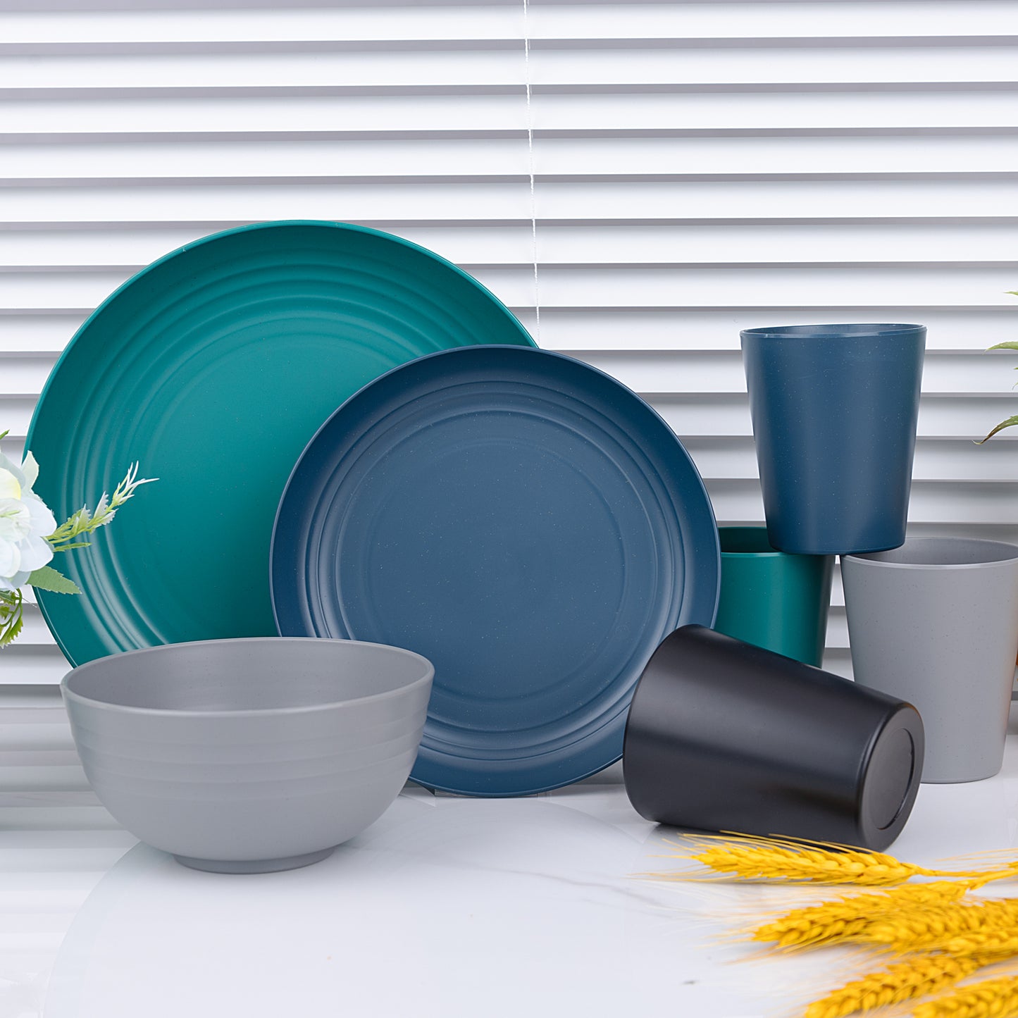 32pcs Wheat Straw Dinnerware Sets,Plastic Plates and Bowls Sets for 8,Unbreakable Plates and Bowls Sets Dishwasher Safe Microwave Safe Fun Colors Perfect for Cooking Family Camping Picnics