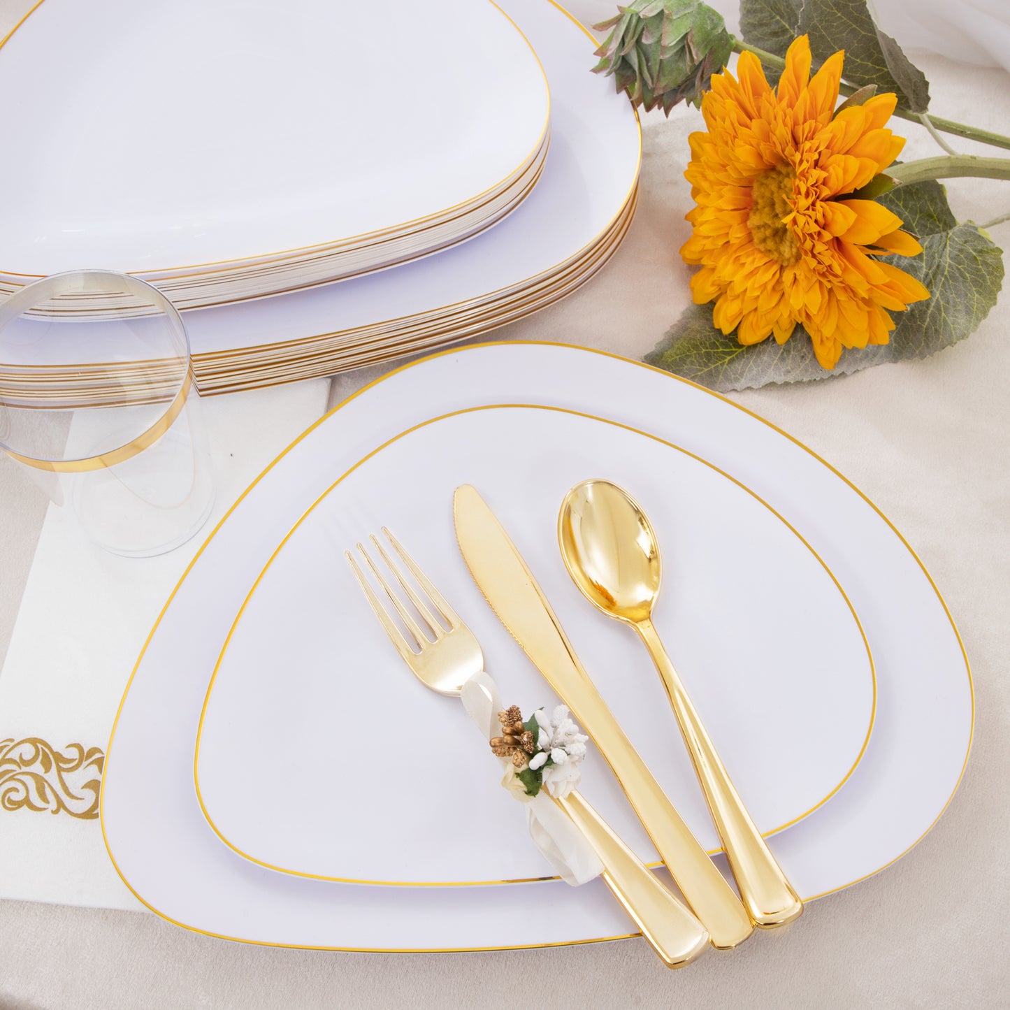 210pcs White and Gold Plates,Gold Plastic Dinnerware- Gold dinner plates,Plastic dessert plates,Gold Plastic Silverware,Gold Plastic Cups,Gold Napkins Perfect for Birthday