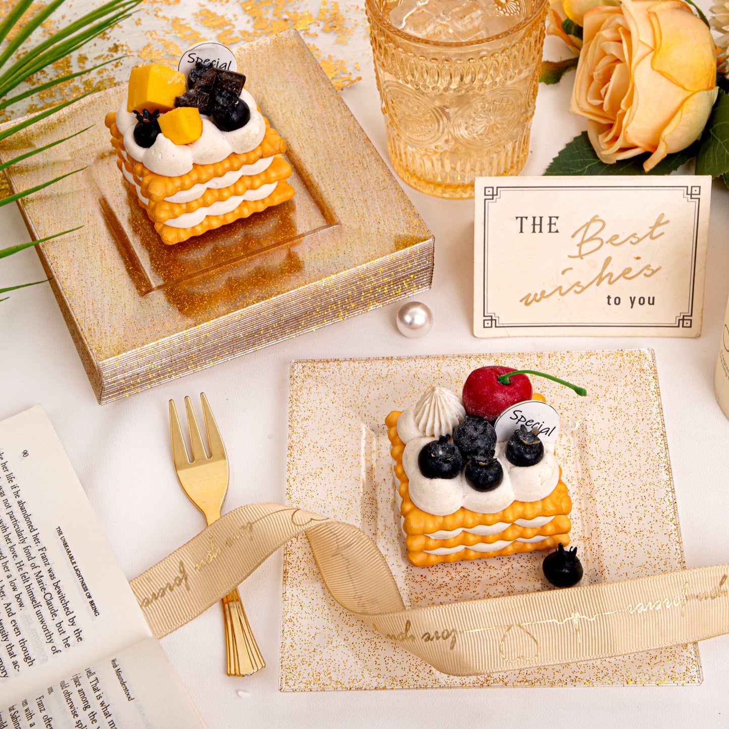200Pcs 6" Dessert Plates Gold Glitter with Gold Plastic Forks 5.7",Plastic Square Plates for 100 Guests,Party Plastic Salad Plates Appetizer Square Plates Suit for Party, Wedding, Birthday