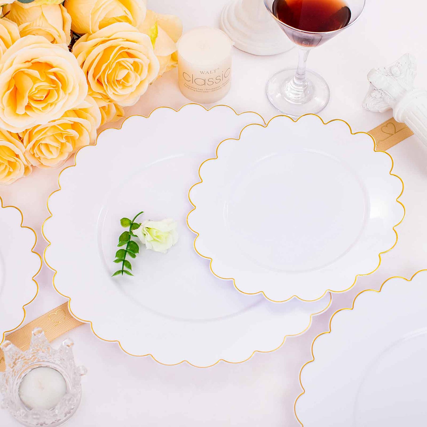 100PCS Gold Plastic Plates -White and Gold Disposable Plates for Party/Wedding -Include 50PCS 10.25inch Gold Dinner Plates,50PCS 7.5inch Gold Dessert/Salad Plates,Thanksgiving Plastic Plates