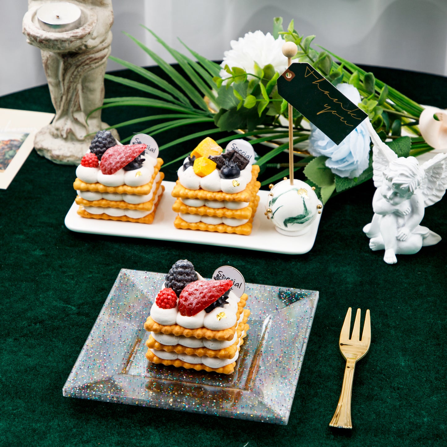 Plastic Square Plates, Glitter Design, 100pcs, 6'' Dishware, BPA Free, Reusable with Caveats, Clear