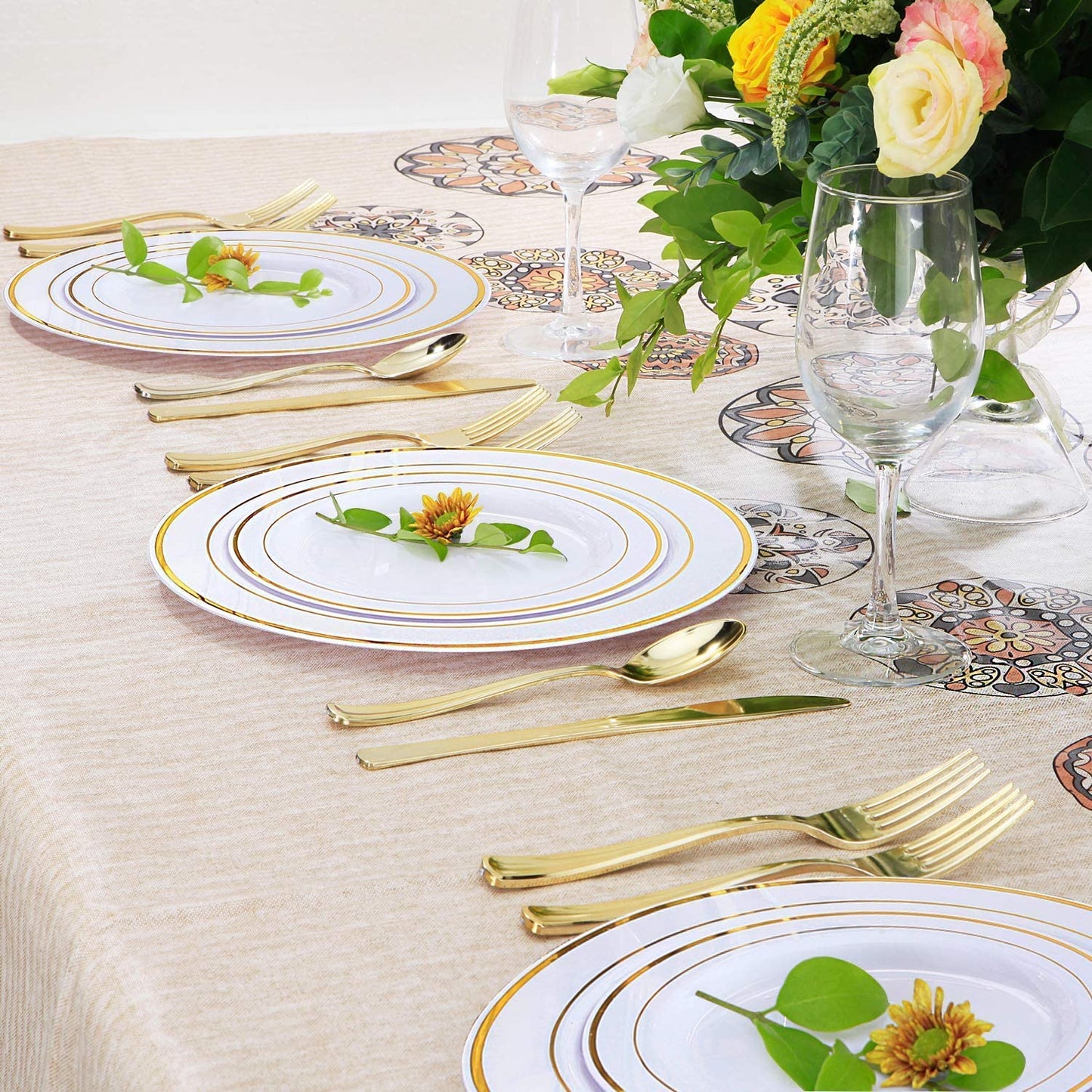 400pcs Gold Plastic Dinnerware Set Disposable Plates For Party Wedding Heavy Duty Gold Plastic Plates Gold Plastic Silverware,Gold Napkins,Suit for Thanksgiving Christmas