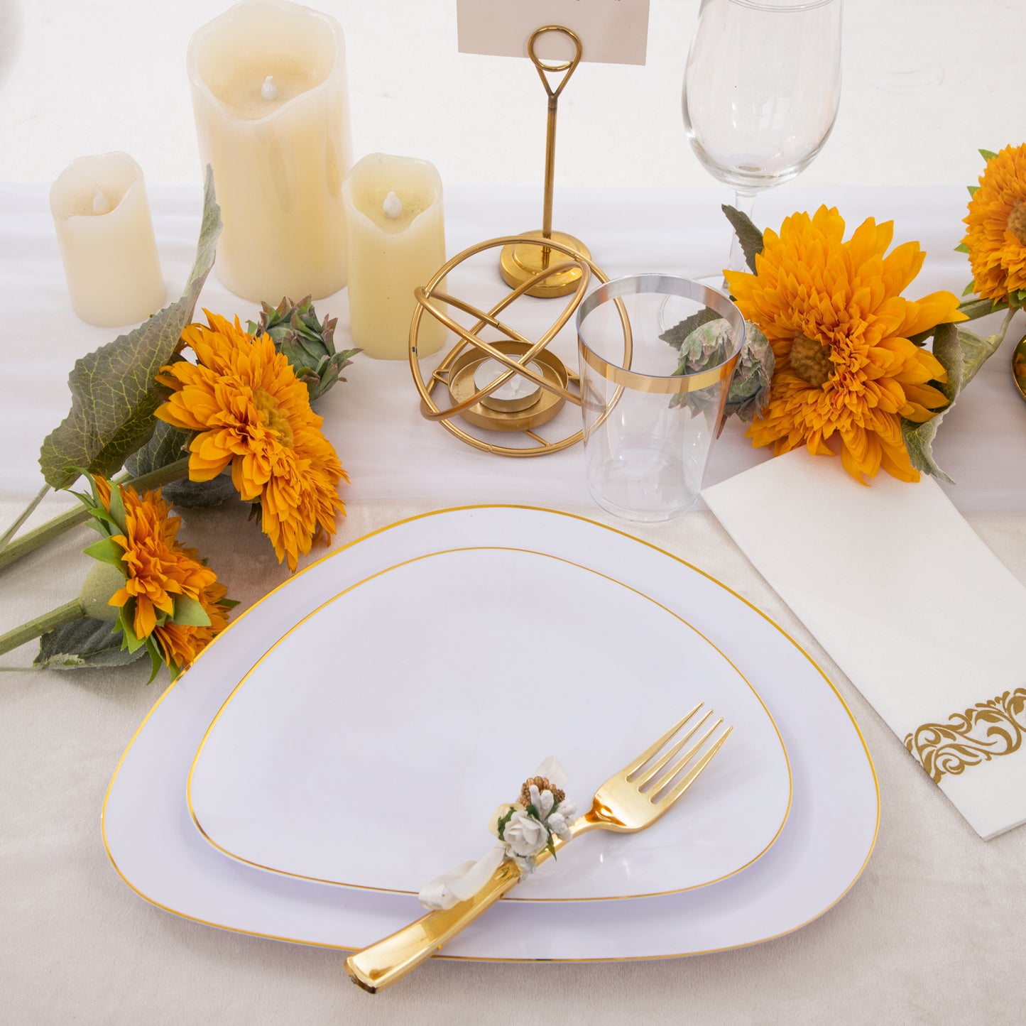 210pcs White and Gold Plates,Gold Plastic Dinnerware- Gold dinner plates,Plastic dessert plates,Gold Plastic Silverware,Gold Plastic Cups,Gold Napkins Perfect for Birthday