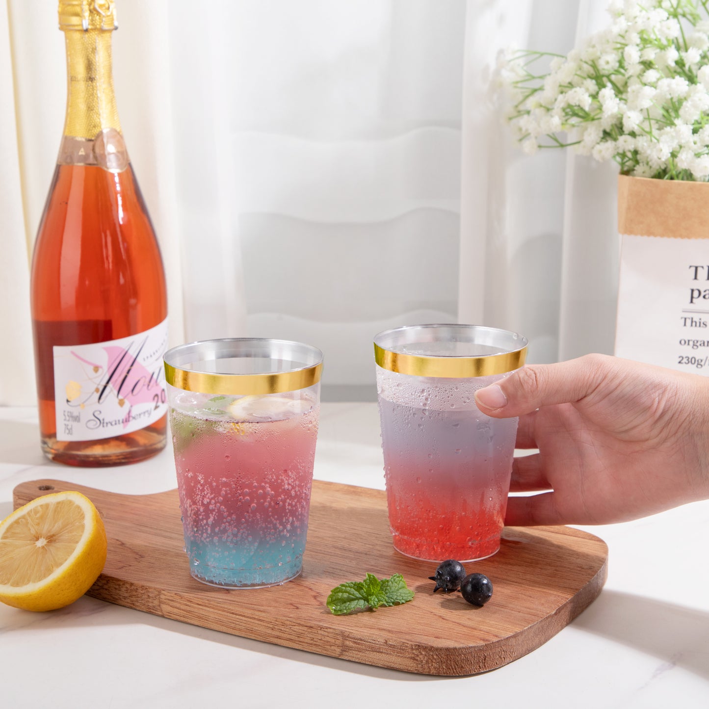 200pcs Gold Plastic Cups,12oz Party Cups,Clear Plastic Cups Tumblers,Elegant Gold Rimmed Plastic Cups,Disposable Cups for Wedding,Parties,Wine,Beer