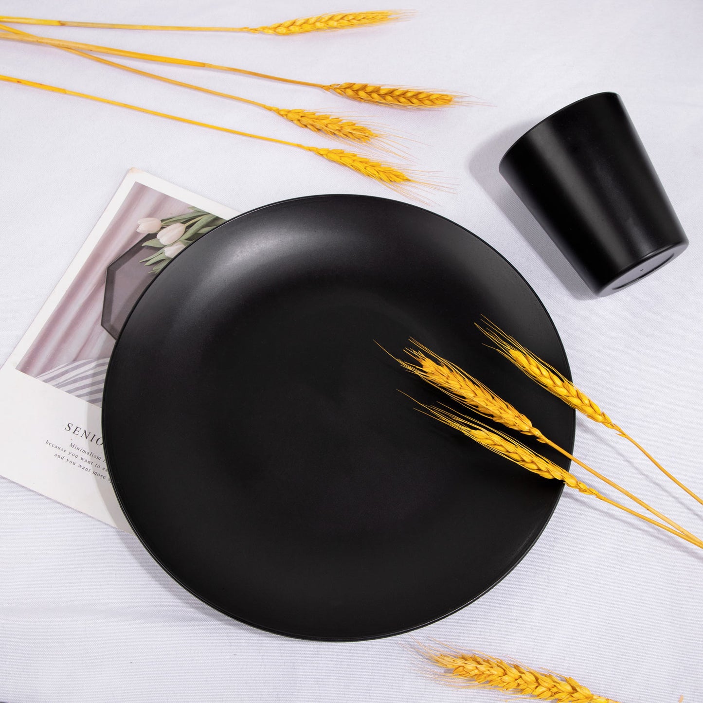 32pcs Black Wheat Straw Dinnerware Sets with 25pcs Linen Napkins,Plates and Bowls Sets for 8,Black Plastic Dinnerware Sets, Microwave Dishwasher Safe Plates, Dishes Set for 8 for Halloween