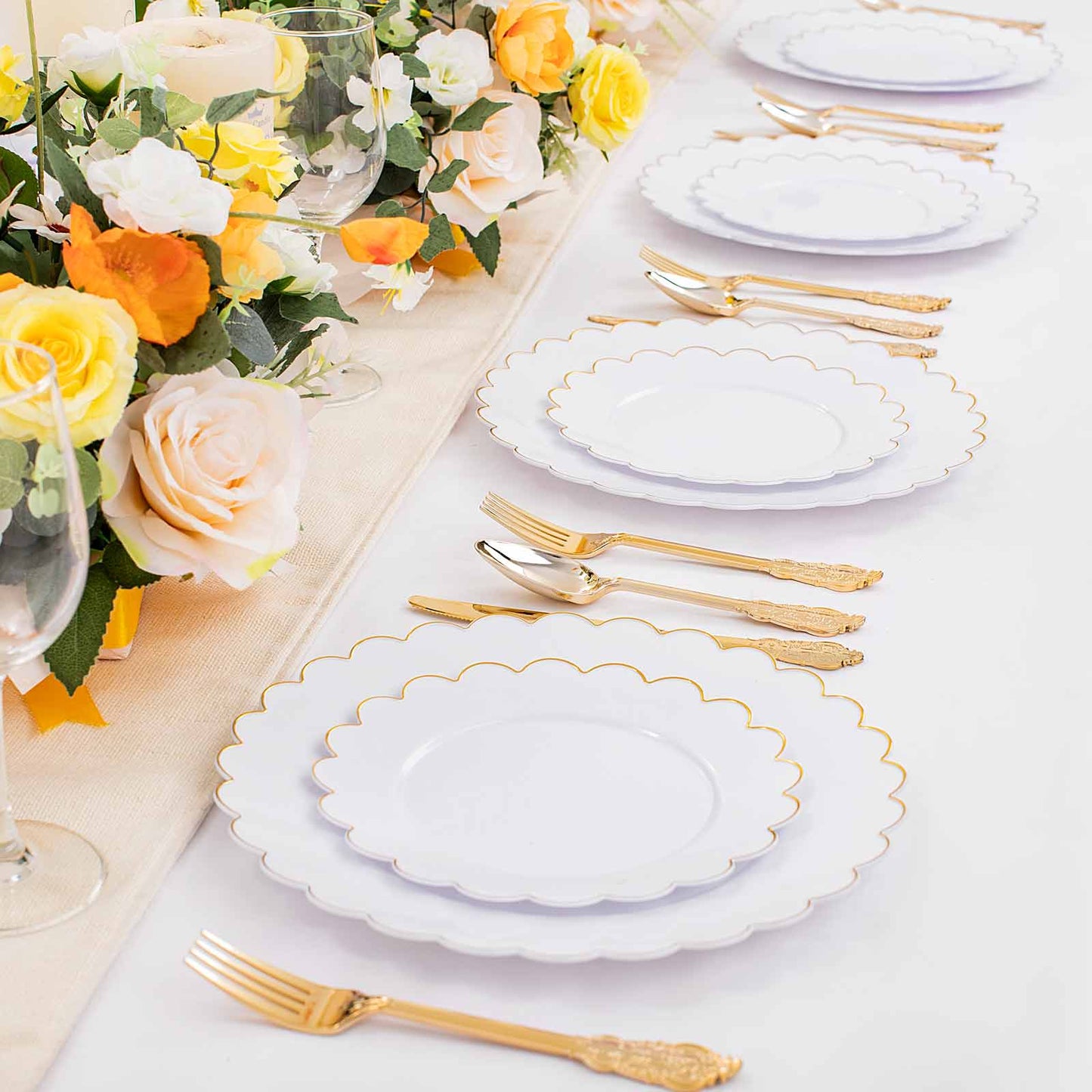 100PCS Gold Plastic Plates -White and Gold Disposable Plates for Party/Wedding -Include 50PCS 10.25inch Gold Dinner Plates,50PCS 7.5inch Gold Dessert/Salad Plates,Thanksgiving Plastic Plates
